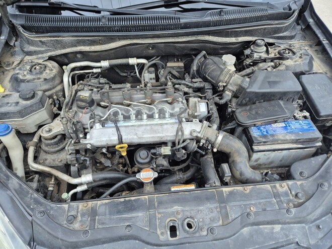 Hyundai Accent-19