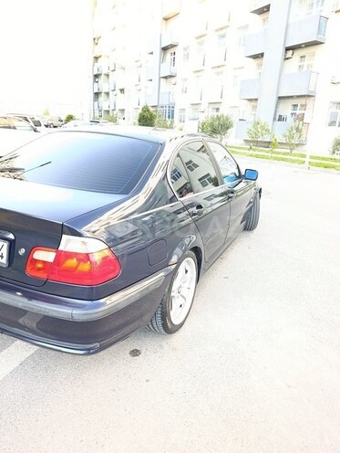 BMW 320-6