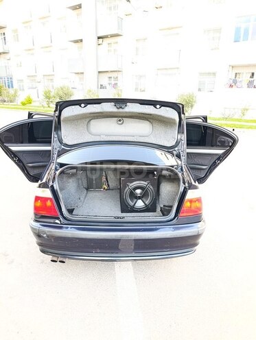 BMW 320-14
