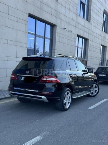 Mercedes ML 350 4MATIC 2013, 147,000 km - 3.5 l - Quba