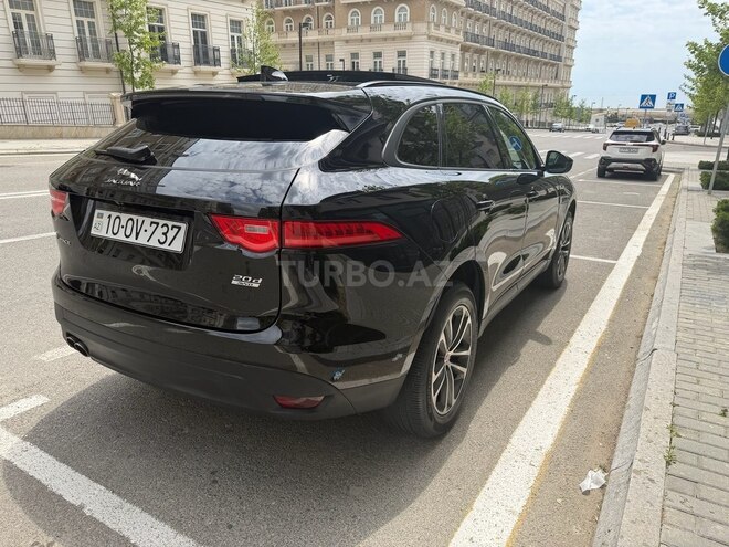 Jaguar F-Pace-3