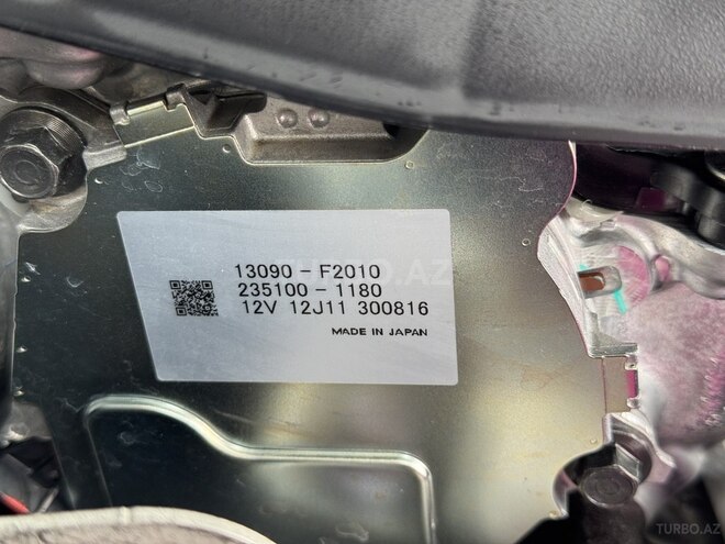 Toyota RAV4-28