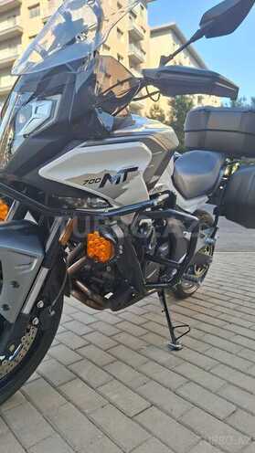 CFMOTO 700 MT-2