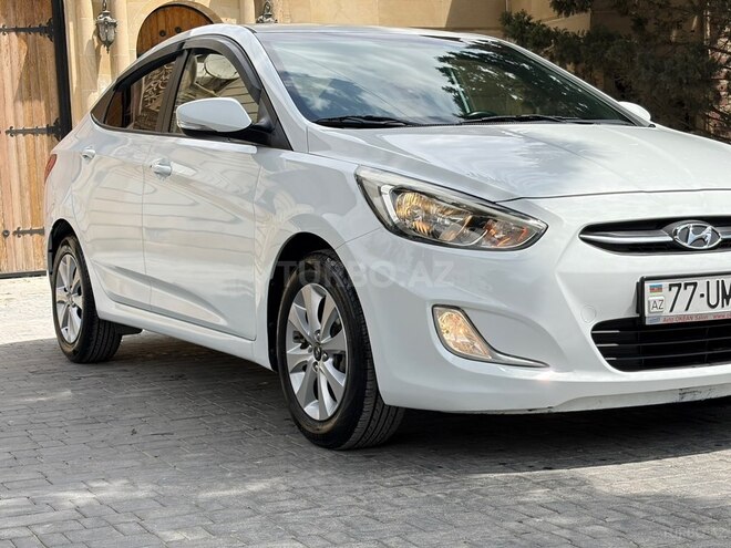 Hyundai Accent-3