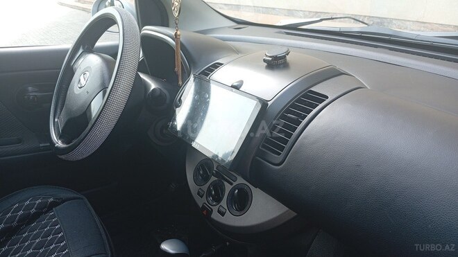 Nissan Note-3