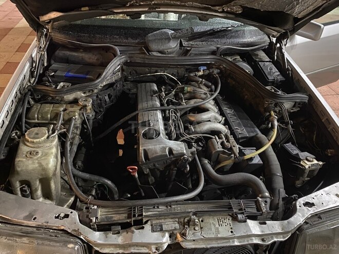 Mercedes E 200-9