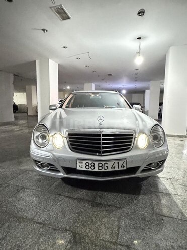 Mercedes E 220-1