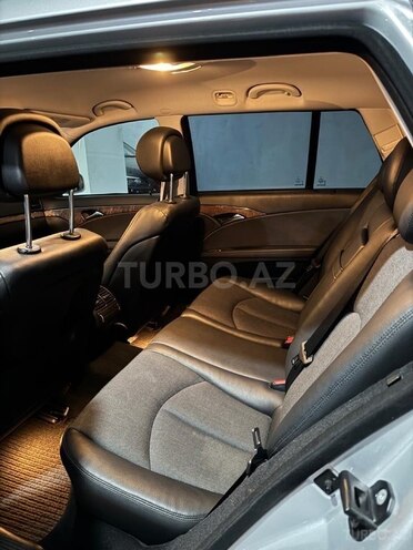 Mercedes E 220-8