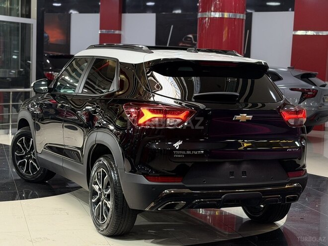 Chevrolet TrailBlazer-18