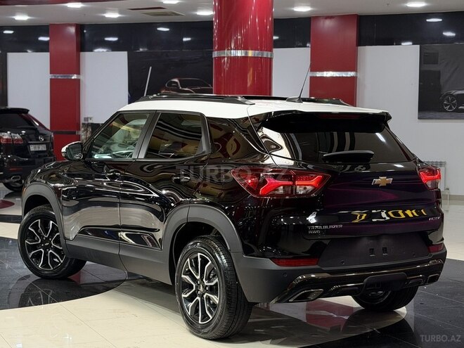 Chevrolet TrailBlazer-15