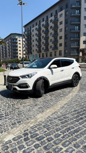 Hyundai Santa Fe-4