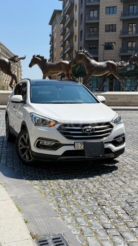Hyundai Santa Fe-1