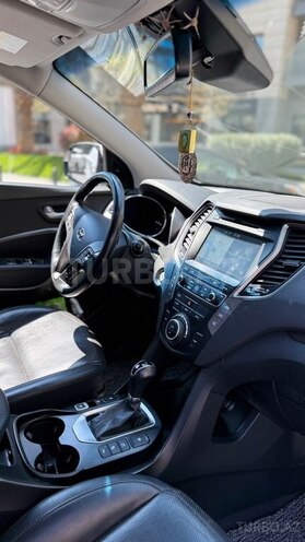 Hyundai Santa Fe-11