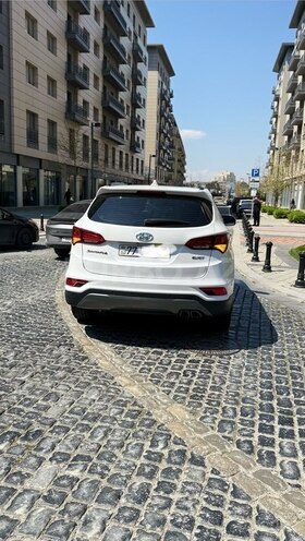 Hyundai Santa Fe-6