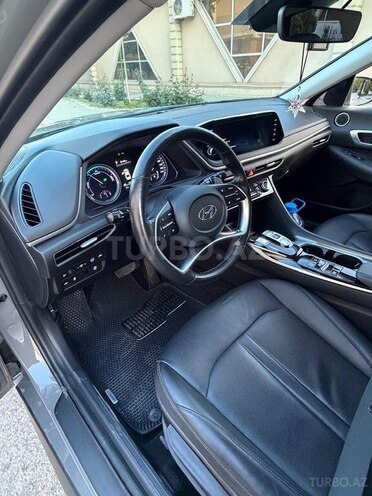 Hyundai Sonata-3