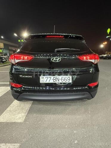 Hyundai Tucson-12