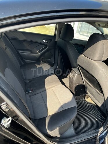 Kia Cerato-8