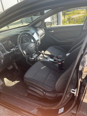 Kia Cerato-7