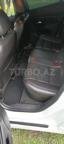 Chevrolet Cruze-4