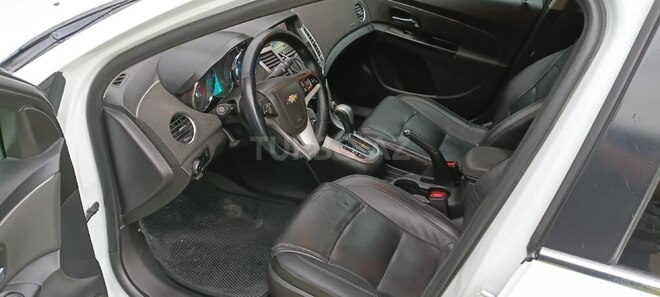 Chevrolet Cruze-6