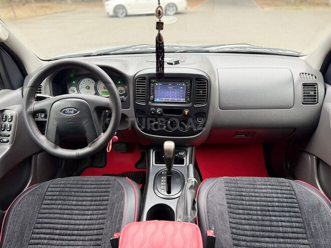 Ford Escape-7
