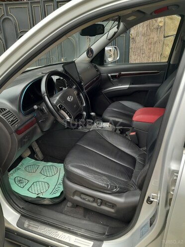 Hyundai Santa Fe-9