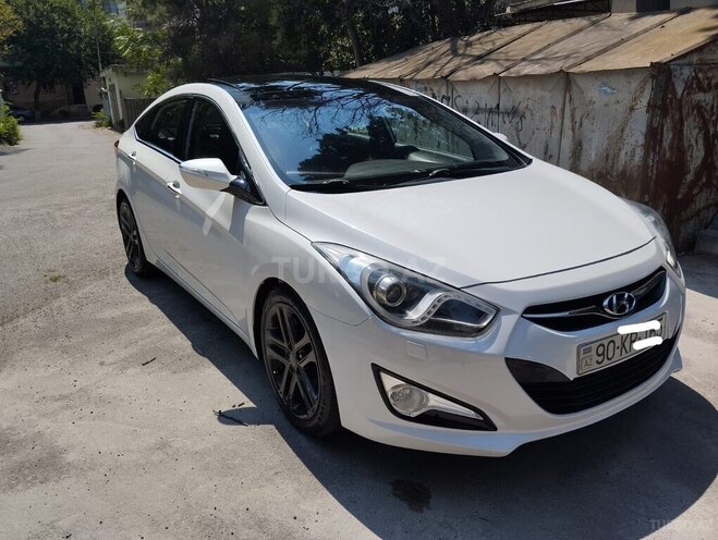Hyundai i40-8