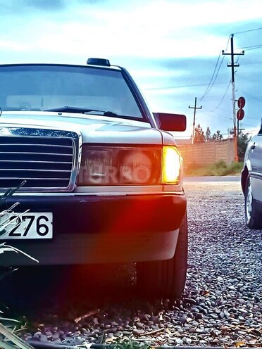 Mercedes 190-7