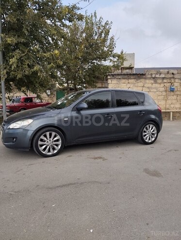 Kia Ceed-5