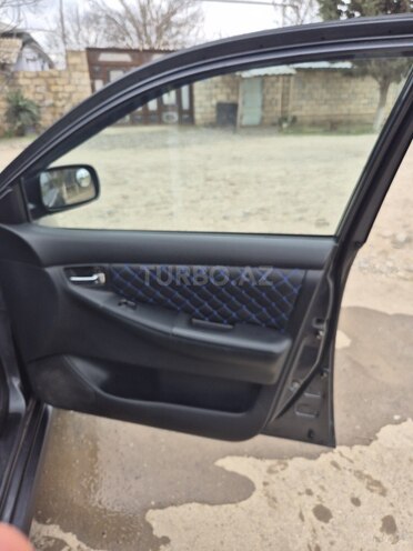 Toyota Corolla-10