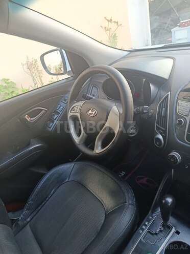 Hyundai ix35-11
