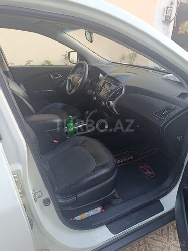 Hyundai ix35-14