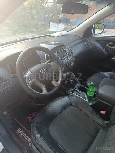 Hyundai ix35-15