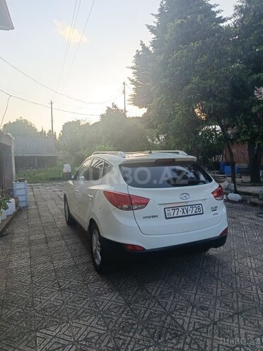 Hyundai ix35-8