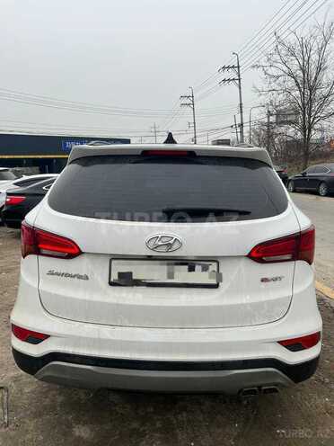 Hyundai Santa Fe-3
