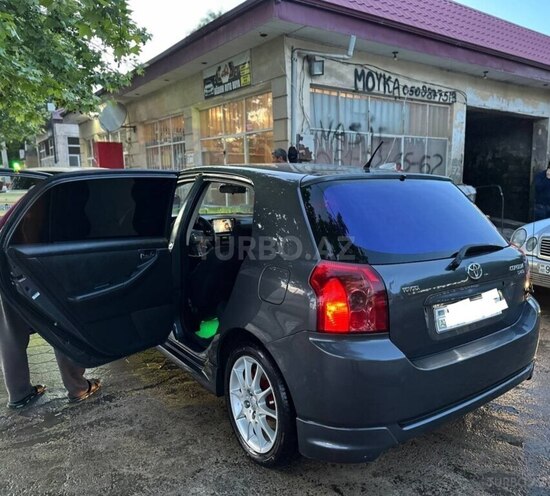 Toyota Corolla-5