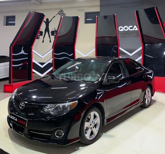 Toyota Camry-2