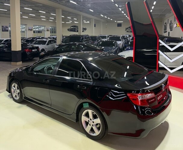 Toyota Camry-7