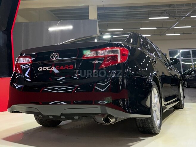 Toyota Camry-10