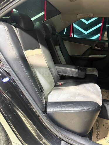 Toyota Camry-20
