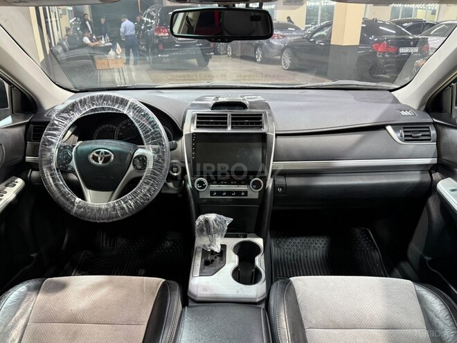 Toyota Camry-17
