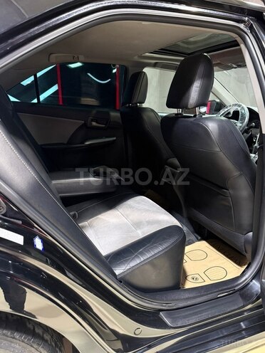 Toyota Camry-19