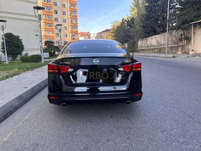 Nissan Altima-3