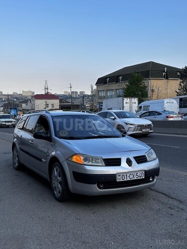 Renault Megane-6