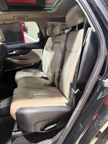 Hyundai Santa Fe-18