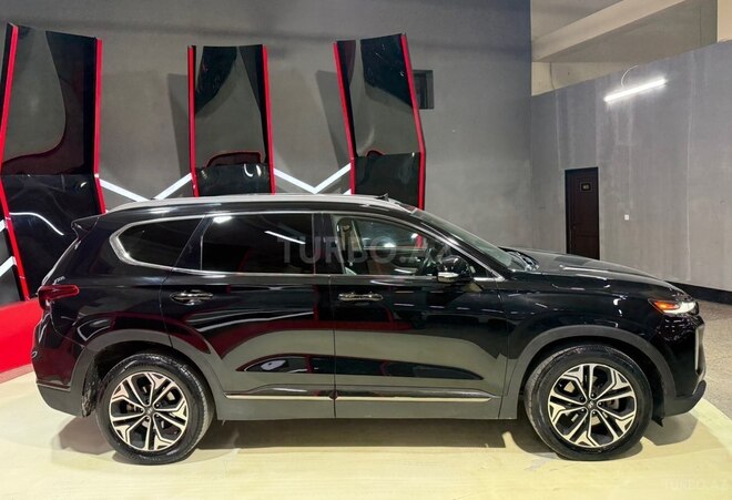 Hyundai Santa Fe-5