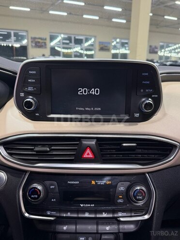 Hyundai Santa Fe-21