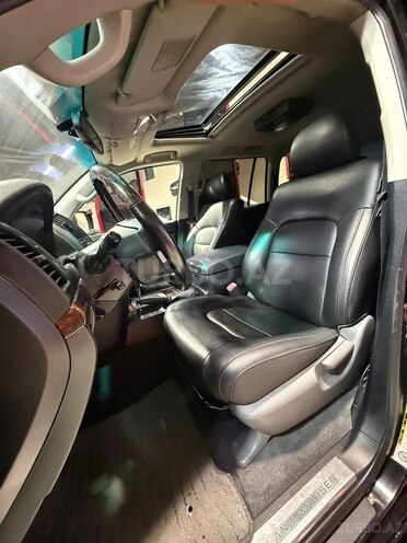 Toyota Land Cruiser-16