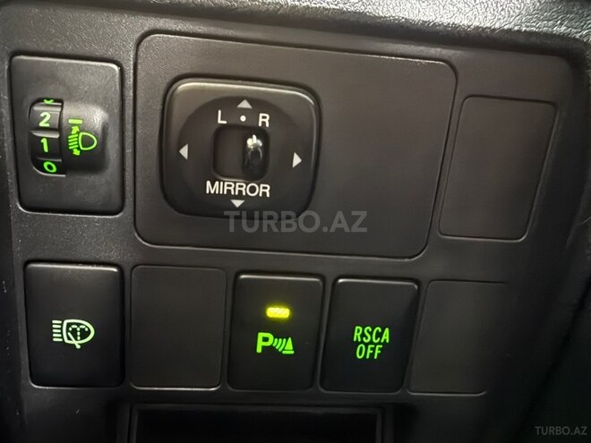 Toyota Land Cruiser-21