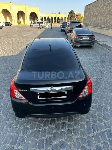 Nissan Sunny-2